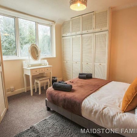 Maidstone Family Homes Upper Road Cottage Esterno foto