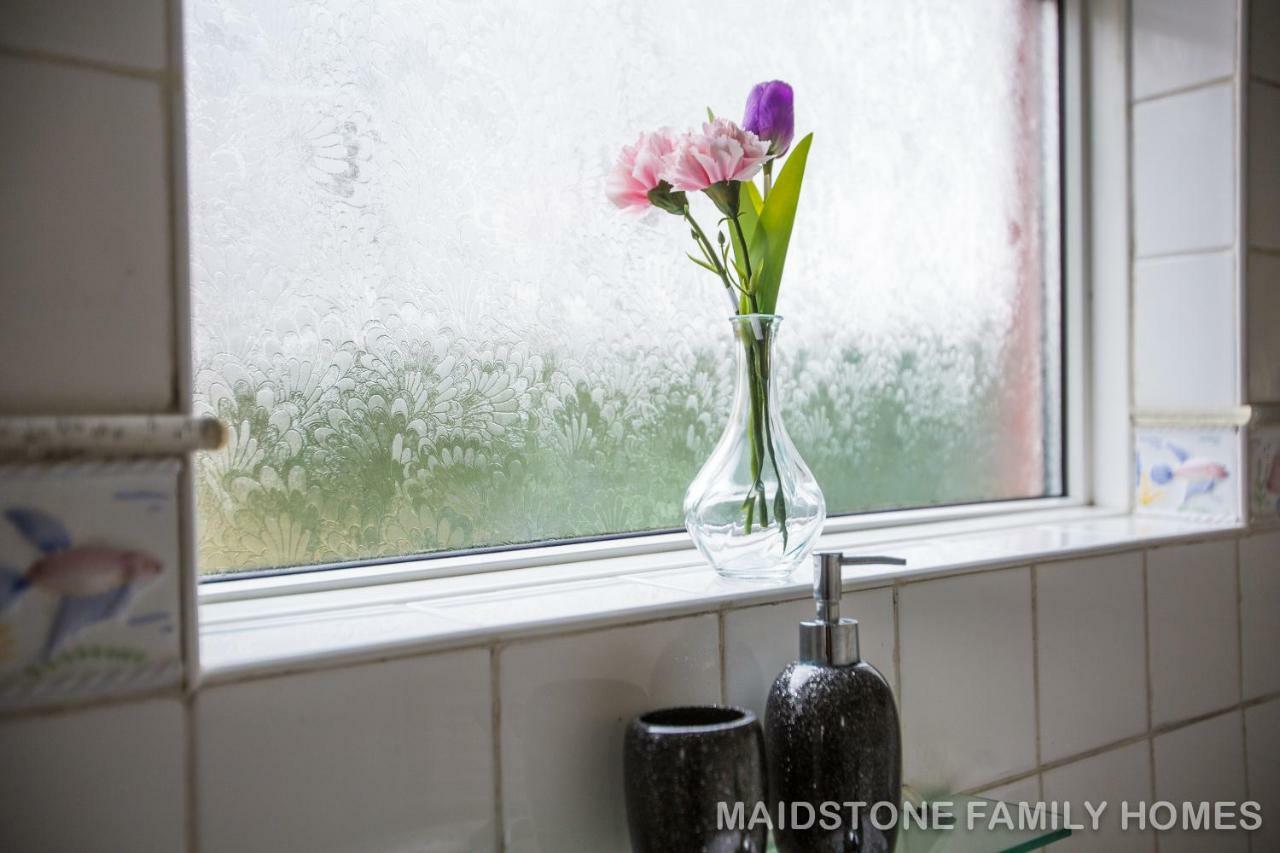 Maidstone Family Homes Upper Road Cottage Esterno foto