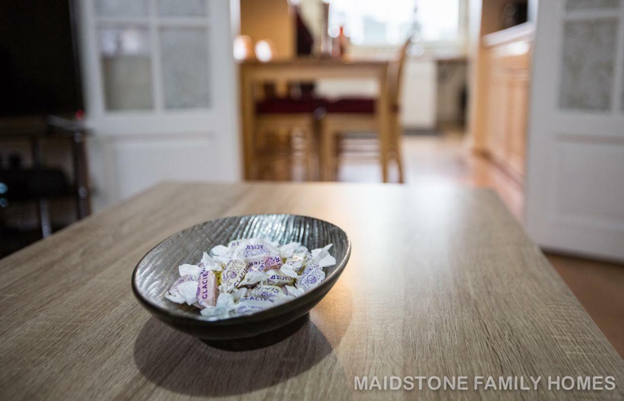 Maidstone Family Homes Upper Road Cottage Esterno foto