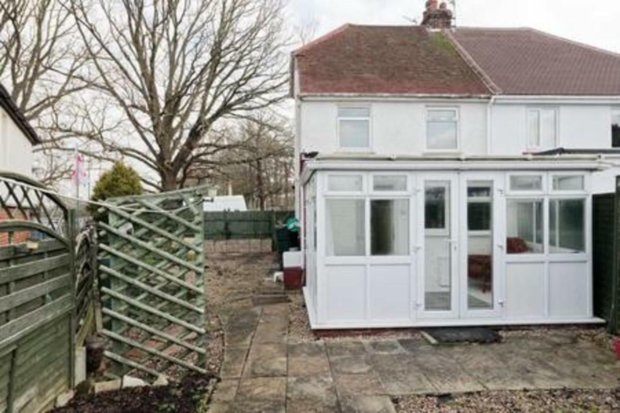 Maidstone Family Homes Upper Road Cottage Esterno foto