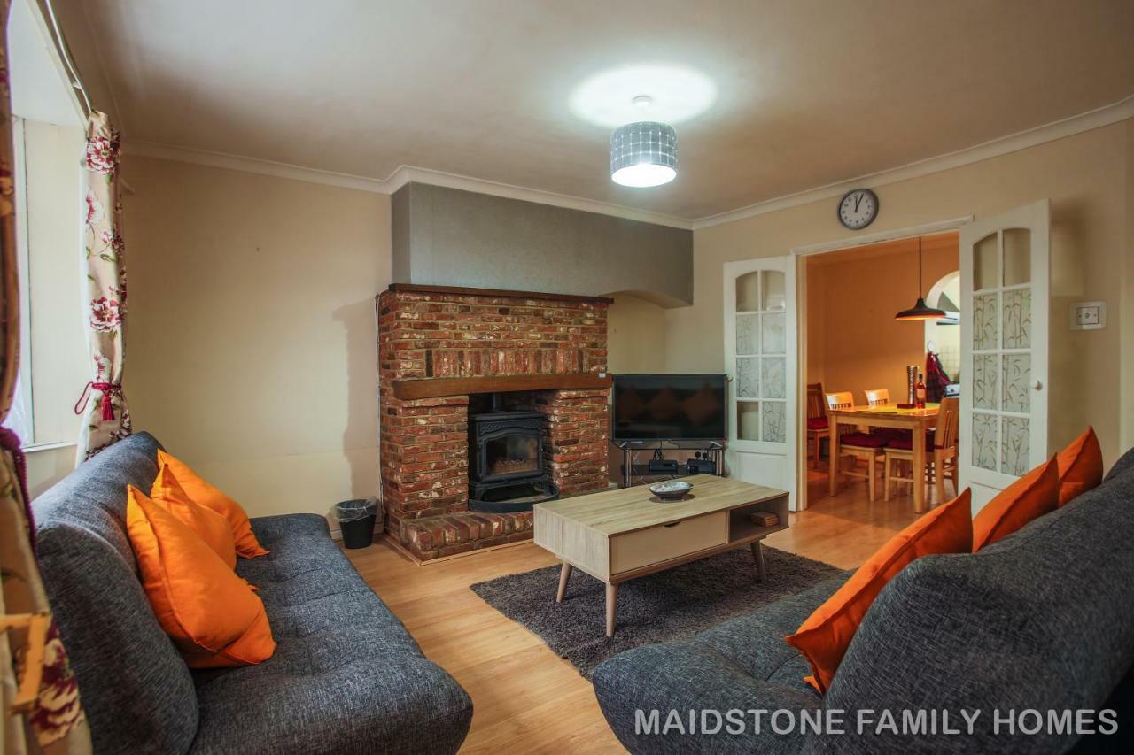 Maidstone Family Homes Upper Road Cottage Esterno foto